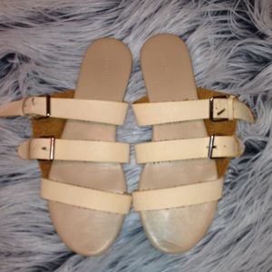 TAN SANDALS